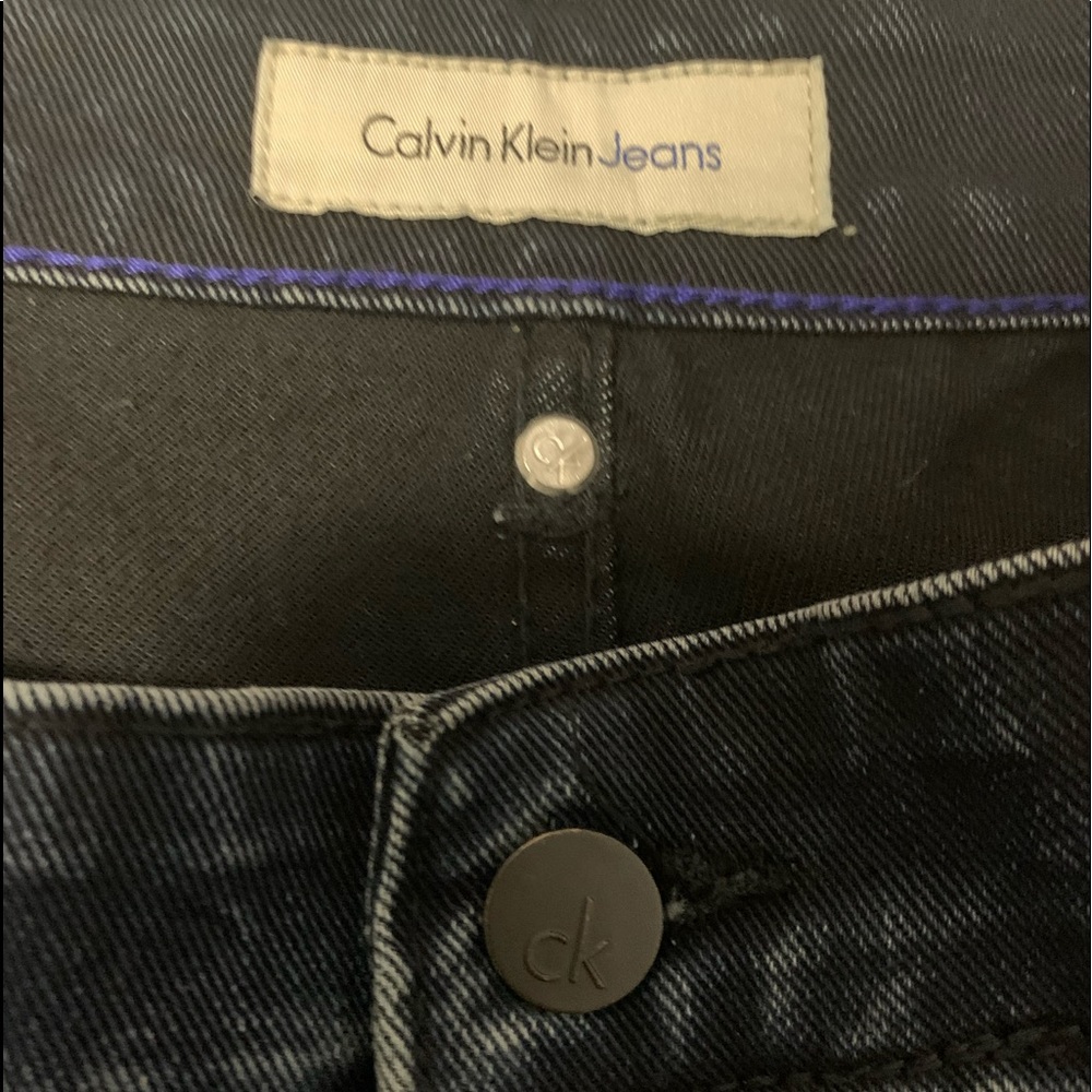 Men Calvin Klein Slim Straight Jeans - Picture 6 of 6